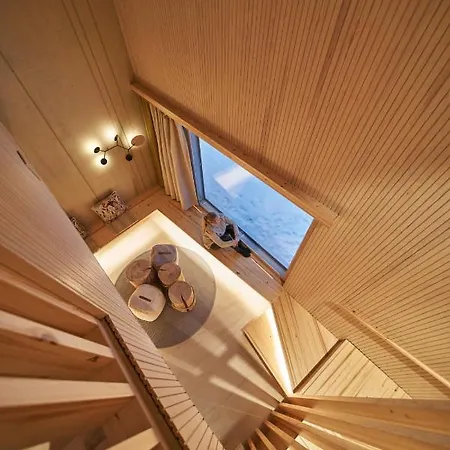 Nova Skyland Hotell 5*